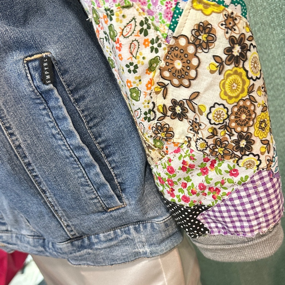 Empyre Blue Denim/hooded Jacket, embellished with patchwork quilted sleeves. - Picture 3 of 9